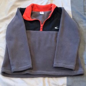 Carter’s pullover 5T